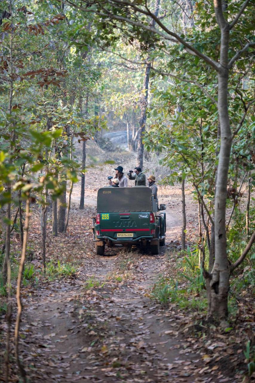 Baghvan Pench National Park - A Taj Safari Lodge Behrai エクステリア 写真